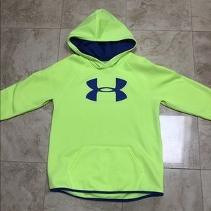 Sweat shirt with hood